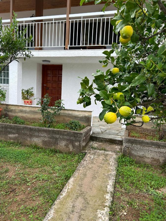 Agapis Residence Kalivia Thorikou Екстер'єр фото